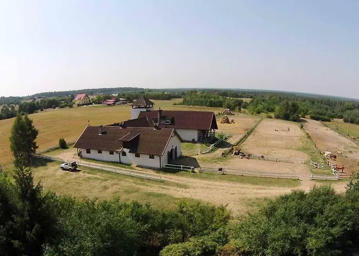 Stajnia Okser Gospodarstwo agroturystyczne *